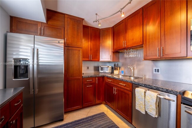 Building Photo - 100 Ocean Trail Way