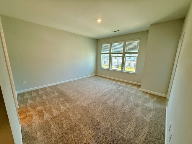 Building Photo - Beautiful 3BR Townhome with Garage in Buckhorn Branch – Clayton, NC
