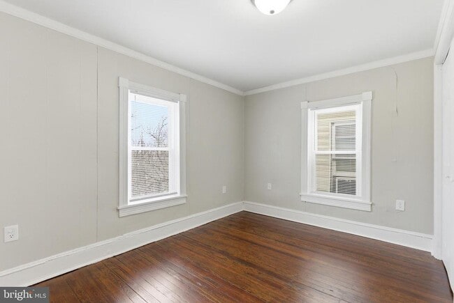 Building Photo - 520 S Kent St