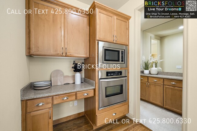 Building Photo - 9351 222nd Ave NE