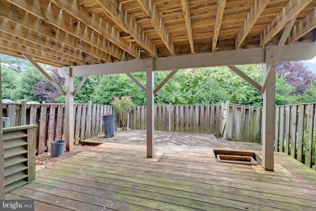 Building Photo - 5547 Cabat Lake Ct