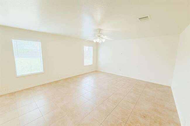 Building Photo - 14401 Gurney's Eagle Dr
