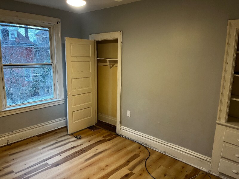 Building Photo - 7138 Race St