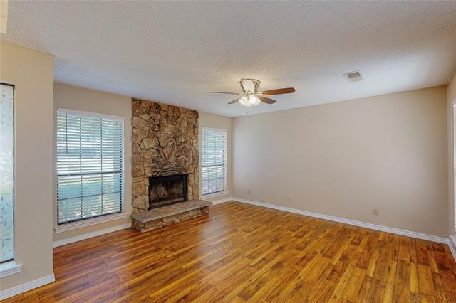 Building Photo - 1912 N Irving Heights Dr