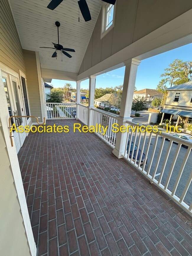 Building Photo - Live in Haile Market Square!  Now Available – 3BR/2BA unit