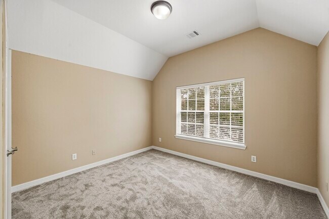 Building Photo - 4106 Applecreek Bend Dr