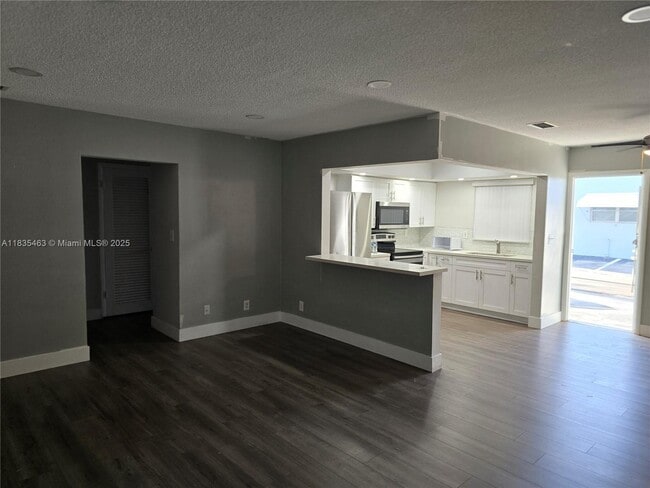 Building Photo - 3711 Van Buren St