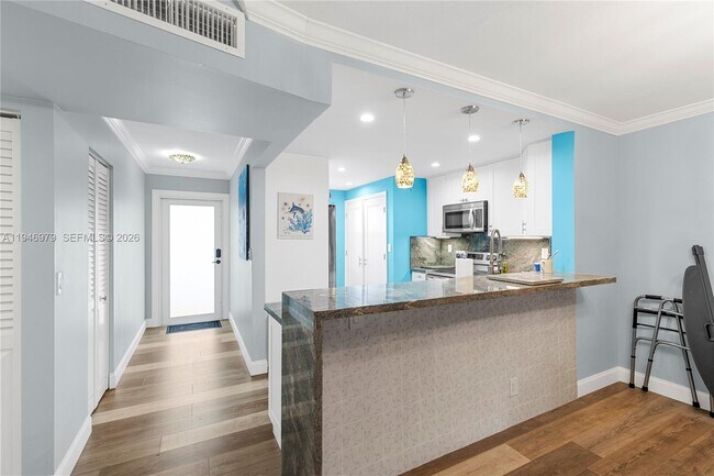 Building Photo - 7684 NW 18th St