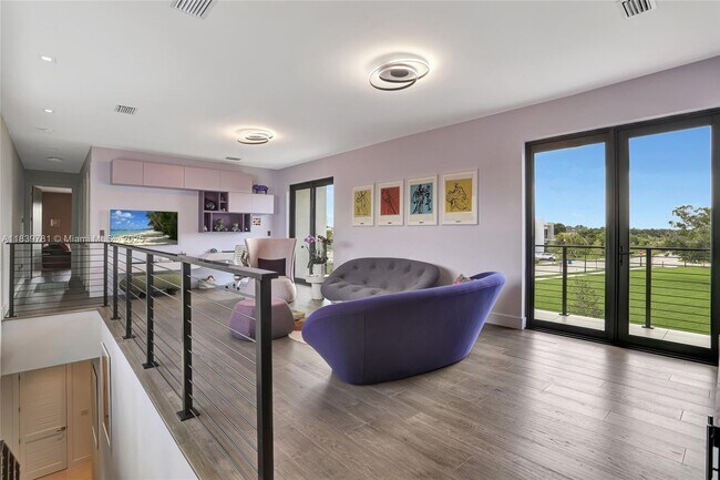 Building Photo - 16709 Botaniko Dr N