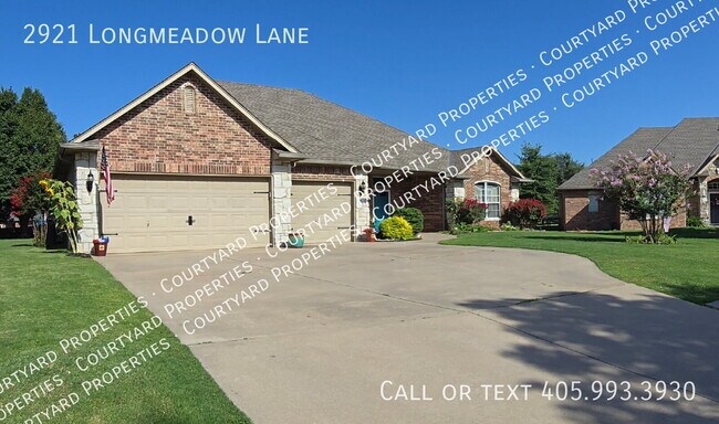 Building Photo - 2921 Longmeadow Ln