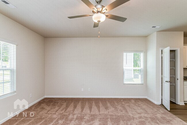 Building Photo - 295 Ivy Bank Dr