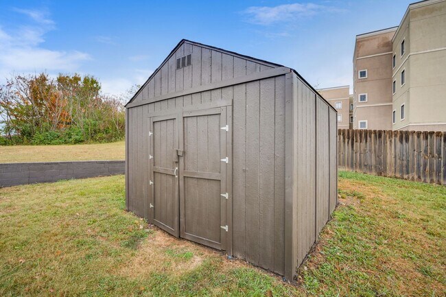 Building Photo - 2614 Mimosa Ln