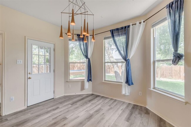 Building Photo - 12601 Duckcreek Ct