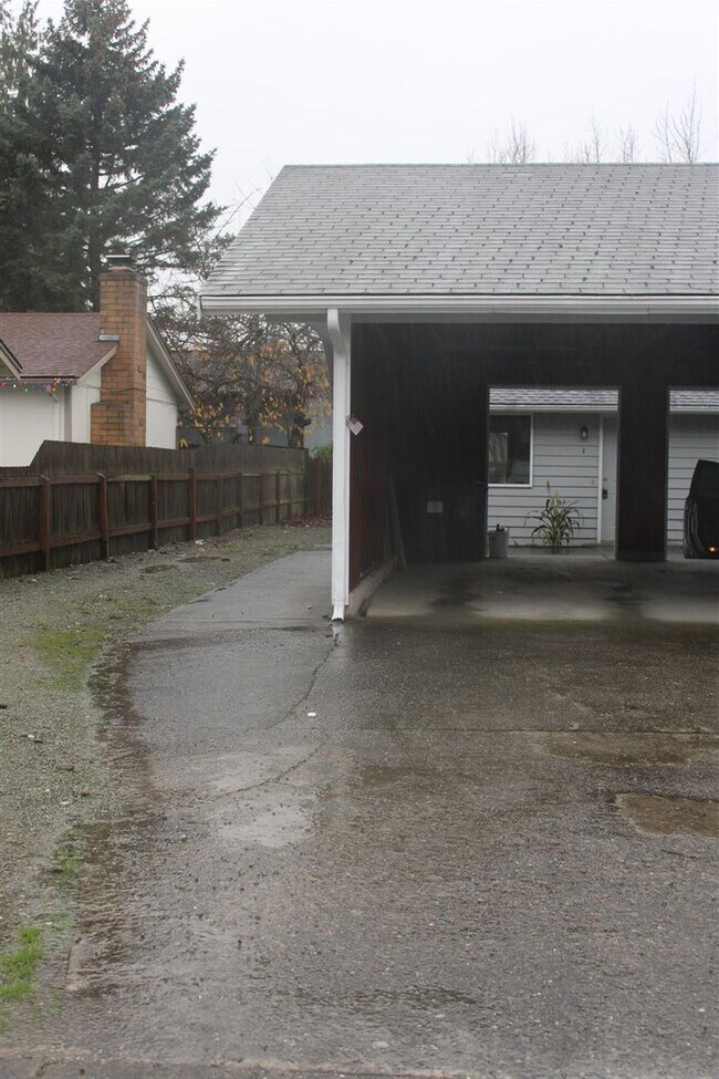 Building Photo - Waldangle, LLC