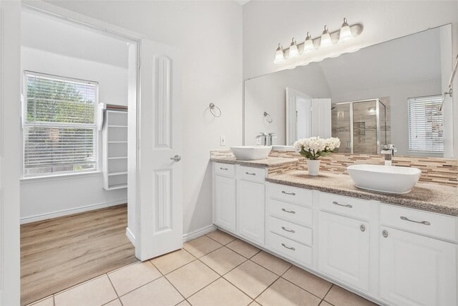 Building Photo - 7816 Rancho De La Osa Tr