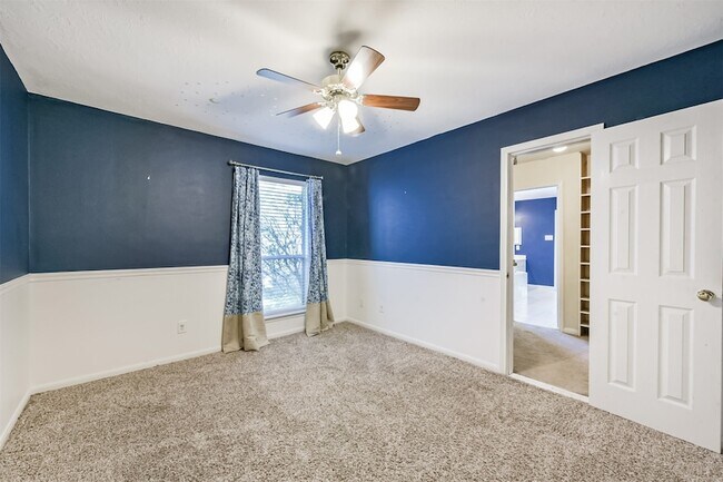 Building Photo - 13203 Yaupon Holly Ln