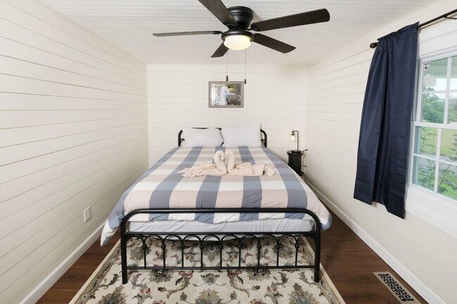 Building Photo - The Fancy Little Farmhouse