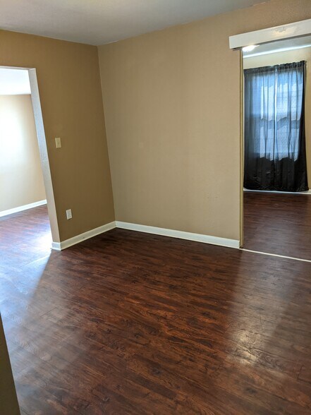 Living room - 109 Washington Avenue