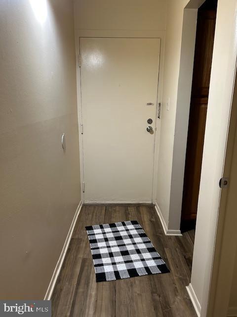 Building Photo - 18501 Sweet Autumn Dr