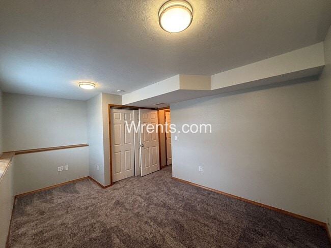 Building Photo - Beautiful 4 bed 3 bath Home!