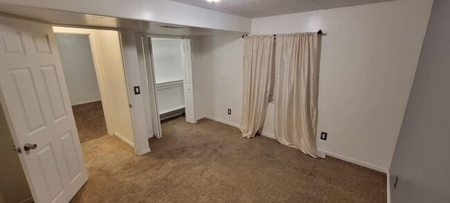 Building Photo - 7039 Claudia Hill Ln