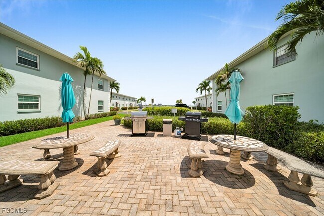 Building Photo - 3338 N Key Dr