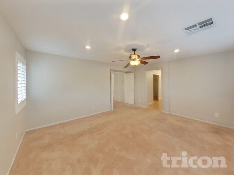 Building Photo - 9302 Wildcat Springs Ave