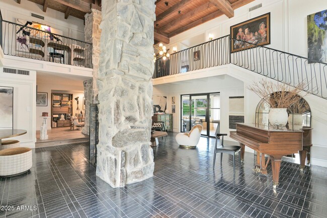 Building Photo - 4814 E Marston Dr