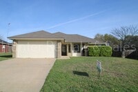 Building Photo - South Killeen Home