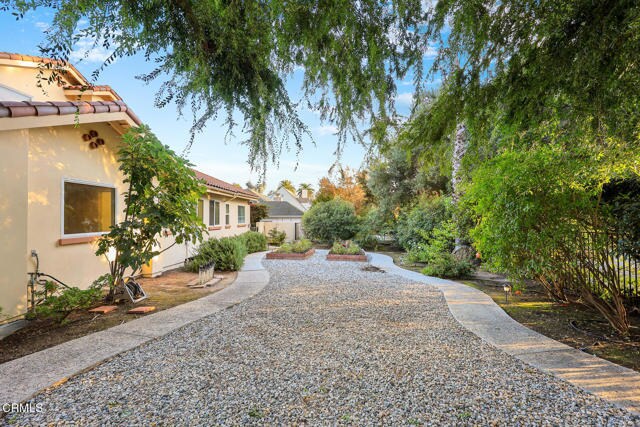 Building Photo - 450 Allendale Rd