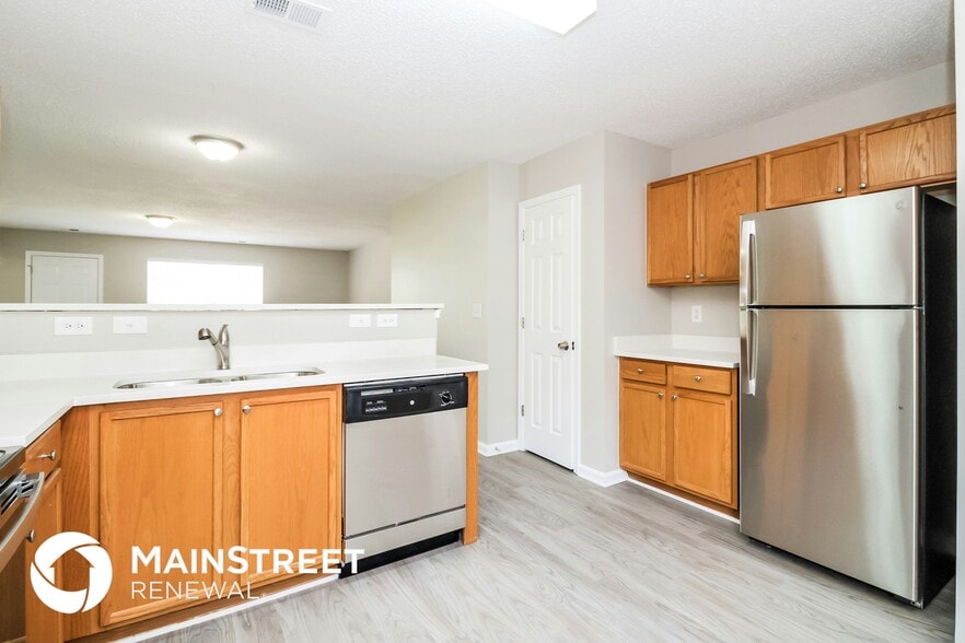 Building Photo - 484 Bedford Knoll Dr