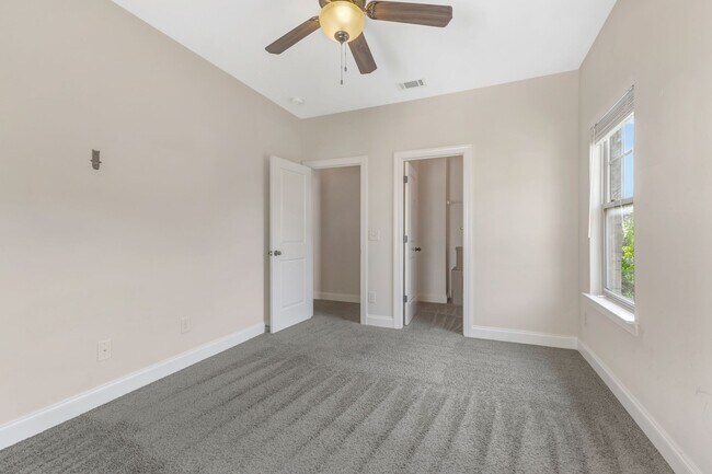 Building Photo - 1201 Moher Blvd