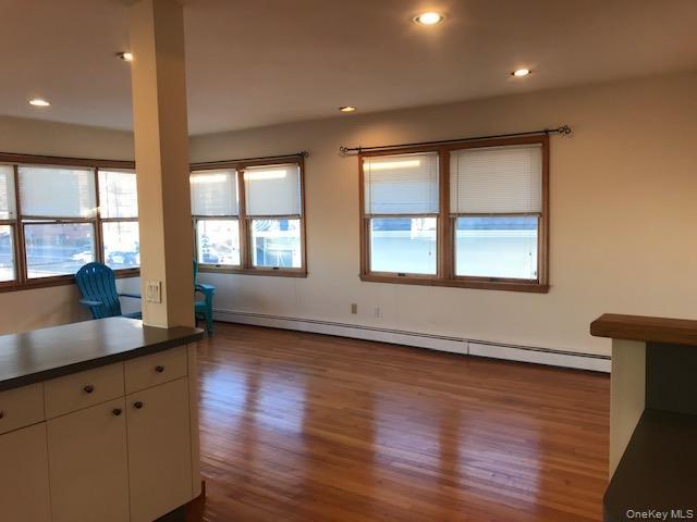 Building Photo - 111 New York Ave