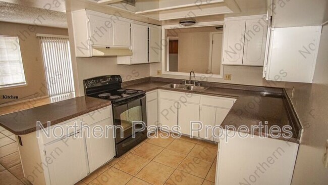 Building Photo - 11608 James Watt Dr