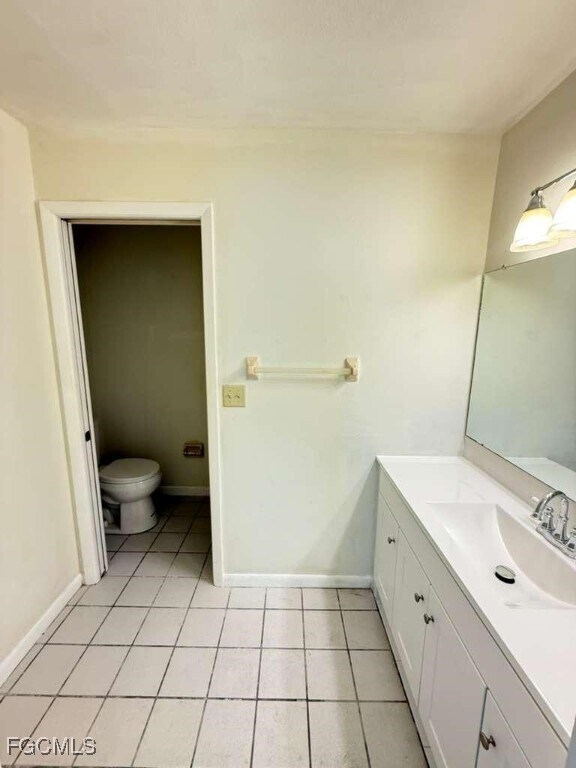 Building Photo - 2017 Santa Barbara Blvd