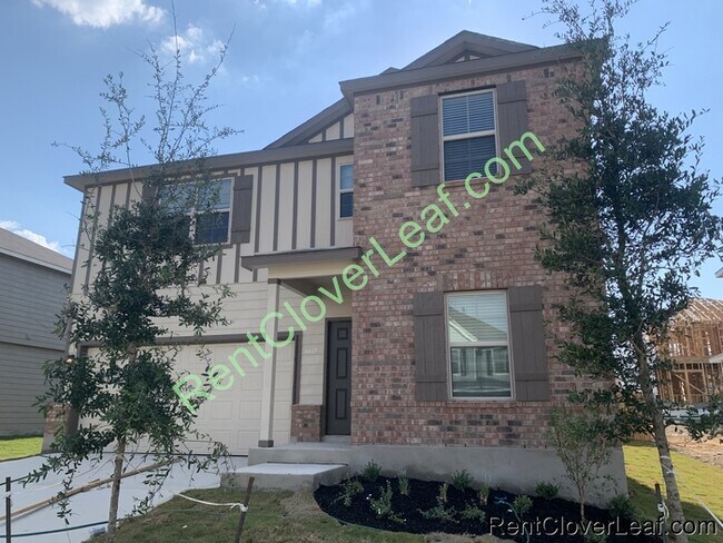 Building Photo - Available Now: 5 bed 3 Full bath