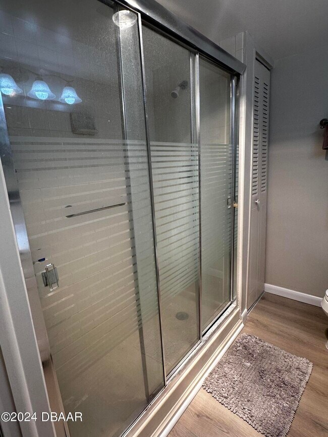 Building Photo - 1415 Ocean Shore Blvd