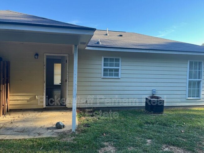 Building Photo - 24 Crosswinds Rd