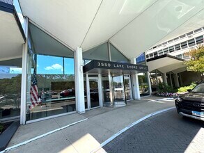 Building Photo - 3550 N Lake Shore Dr