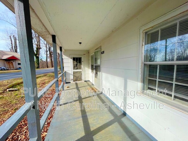 Building Photo - 740 Reservoir Rd