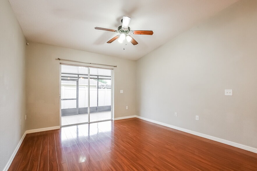 Building Photo - 2127 Aitkin Loop