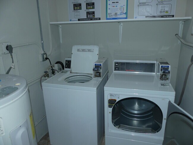 Building Photo - 2247 Taylor St