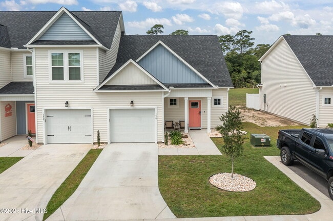 Building Photo - 150 Coastline Cir