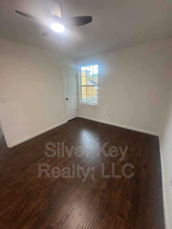 Building Photo - 3351 Coffman Dr