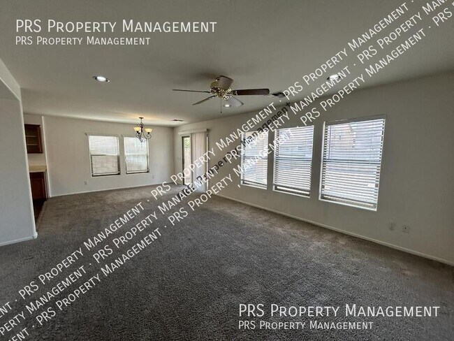 Building Photo - 45563 W Starlight Dr