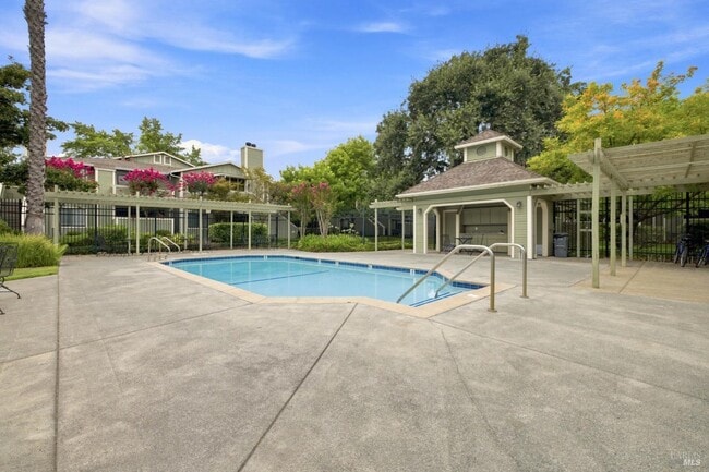 Building Photo - 184 Agua Caliente Rd W