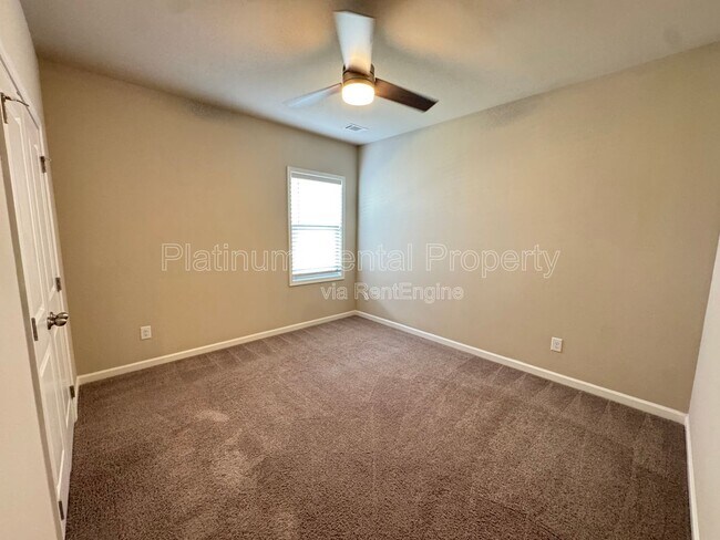 Building Photo - 3778 Franks Wy