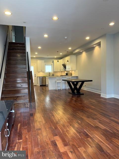 Primary Photo - 641 N 6th St
