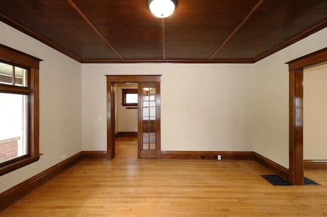 Building Photo - 64 John Ball Park Dr NW