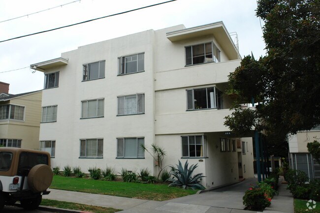 Building Photo - 265 Lenox Ave